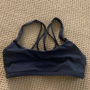 LULULEMON Free To Be Bra- size 4